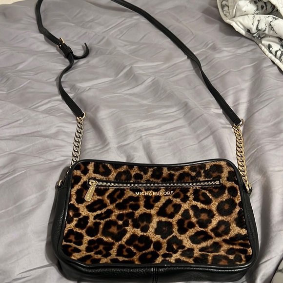 Authentic Michael Kors - Picture 1 of 3